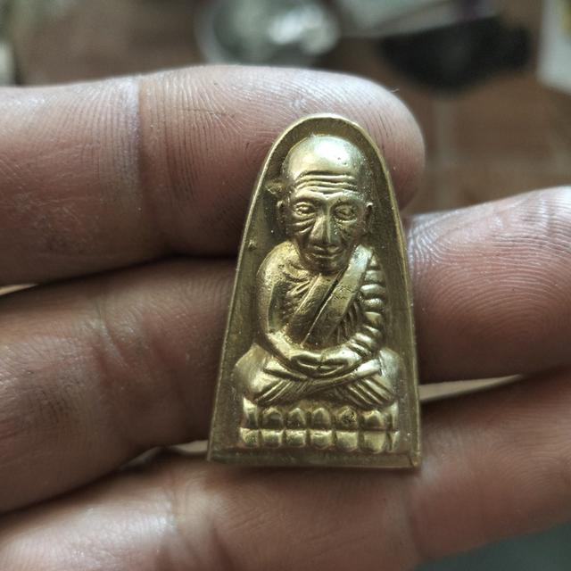 หลวงปู่ทวดพิมพิ์เตารีด