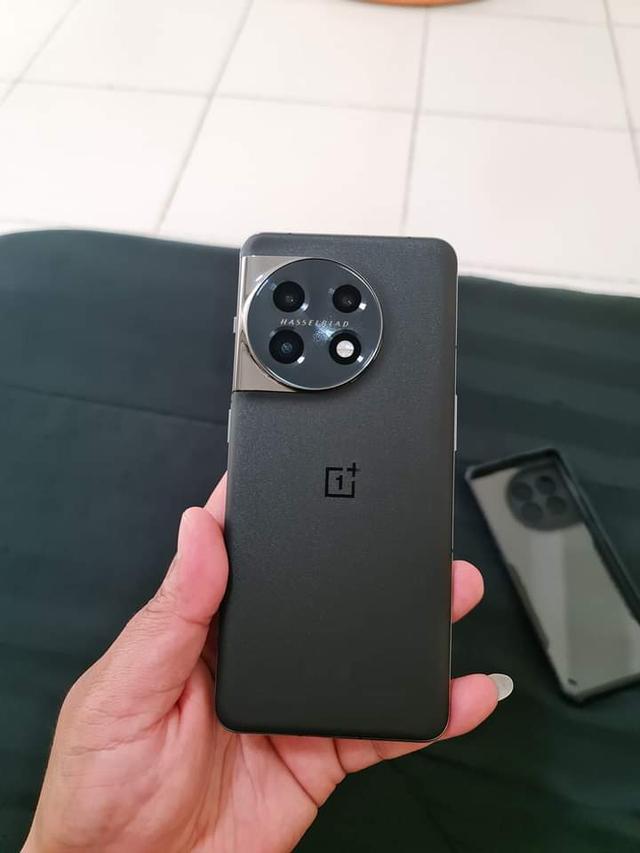 OnePlus 11 