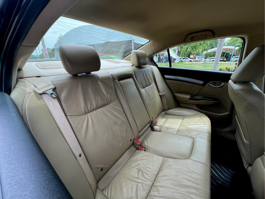 ขาย Honda Civic 1.8E ปี13 14