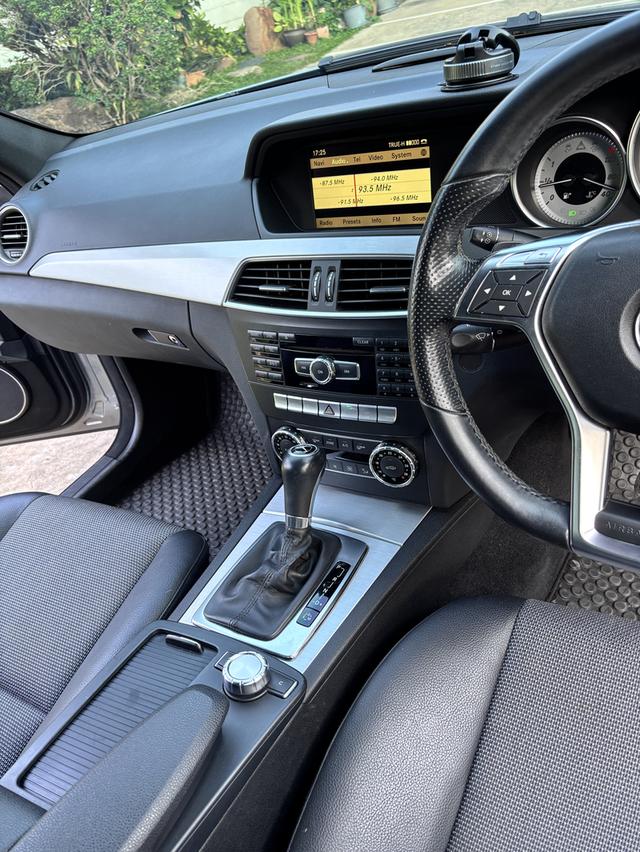 รถ Mercedes-Benz C180 W204 ปี 2011 รูปที่ 9