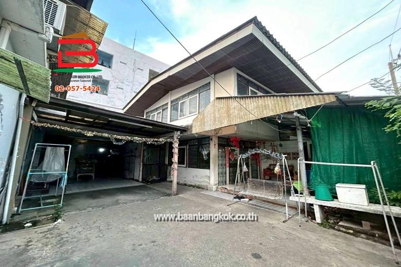 ที่ดินพร้อมอาคาร ซอยลาดพร้าว 87 แยก 5 เนื้อที่ 100 ตรว. ถนนลาดพร้าว แขวงคลองเจ้าคุณสิงห์ เขตวังทองหลาง กรุงเทพฯ 3