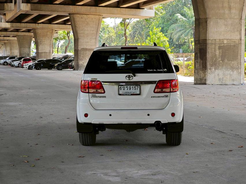 ขายรถ Toyota Fortuner 3.0V ปี 2007 สีขาว เกียร์ออโต้ 5