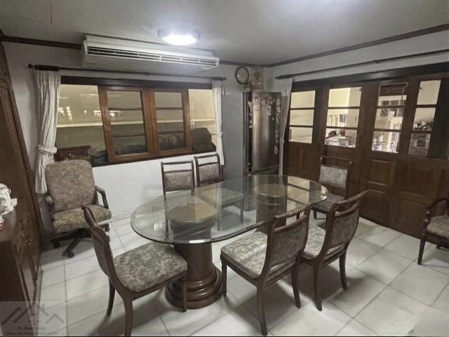 ขายบ้านเดี่ยว 2 ชั้น ใจกลางสุขุมวิท 67 ตรว. หมู่บ้านผกามาศ สุขุมวิท 71 ปรีดี 14 หรือเข้าทางพัฒนาการ 20 ได้ เฟอร์นิเจอร์ไ 4