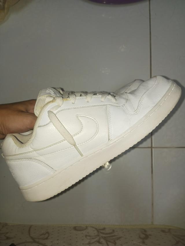 รองเท้าผ้าใบ Nike Ebernon Low AQ1779-100