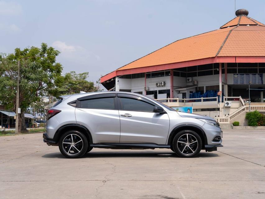 ขาย Hond a HRV 1.8RS ปี18 4