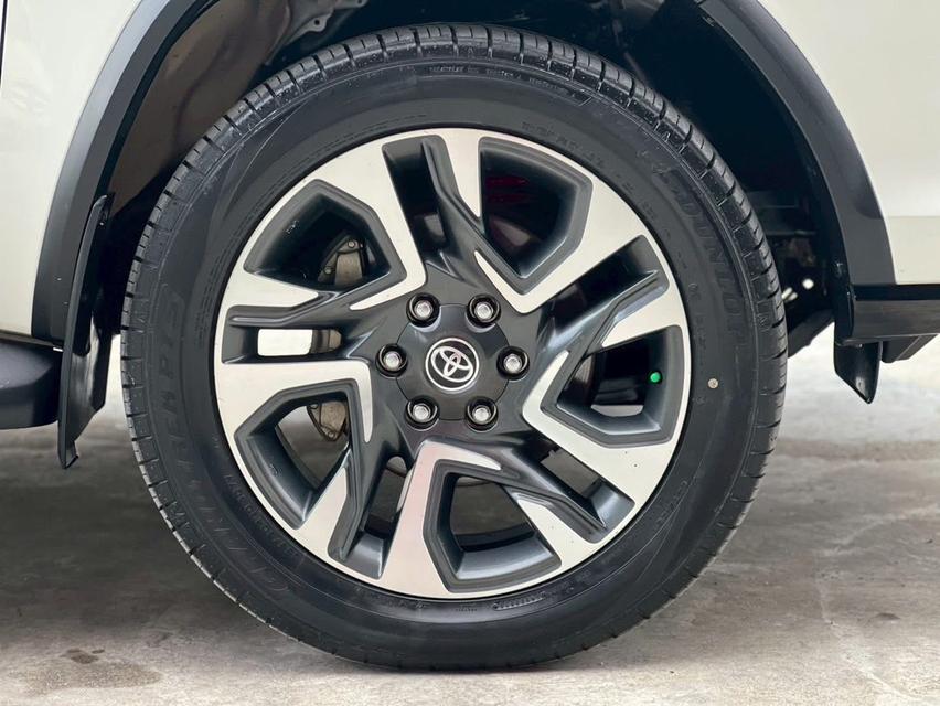  TOYOTA FORTUNER 2.8 LEGENDER BLACK TOP 4WD 2020   16