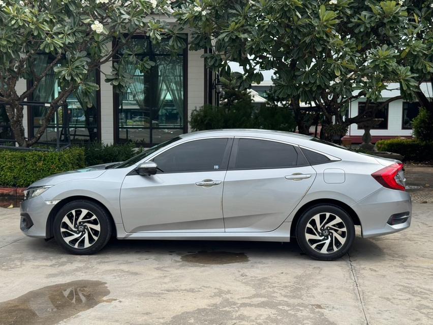 Honda Civic 1.8EL I-Vtec ปี 2017 AT สีเทา รูปที่ 7