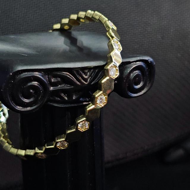 กำไรข้อมือเพชร ไม่มีไม่ได้เเล้ว ต้องที่เราปุอามี่ พระราม2
