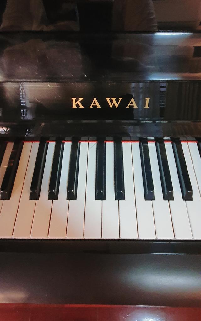 เปียโน Kawai สีดำ รุ่น CX-5HM/PEP เลขเครื่อง 2260830 เปียโนมือสอง คุณภาพญี่ปุ่น เสียงดี คุ้มค่า ทนทาน รูปที่ 5