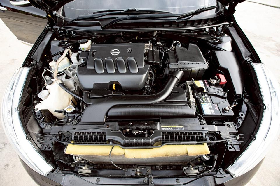 Nissan Teana 2.0 Xl ปี15 17