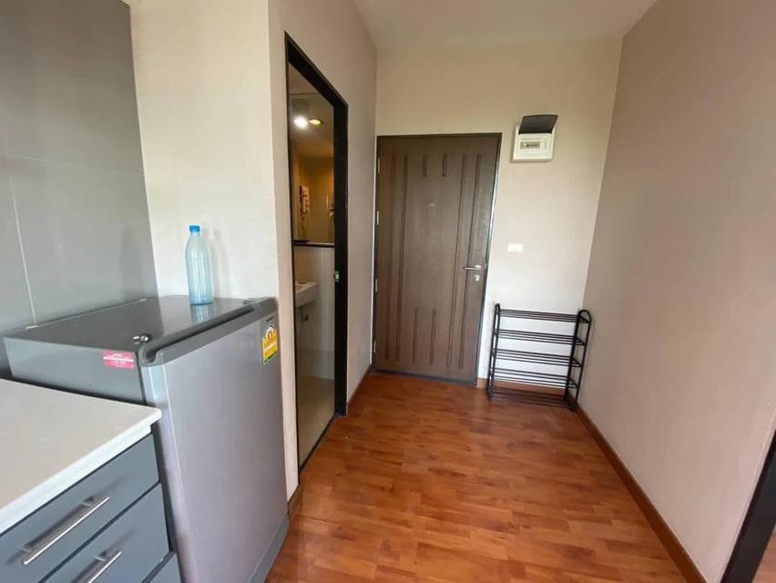 🔑🌠 ให้เช่าคอนโดมิเนียมหรู พร้อมคลับเฮ้าส์และสระว่ายน้ำ ระบบรักษาความปลอดภัยดีเยี่ยม อยู่สบาย ปลอดภัย ใจกลางความสะดวกสบาย 2