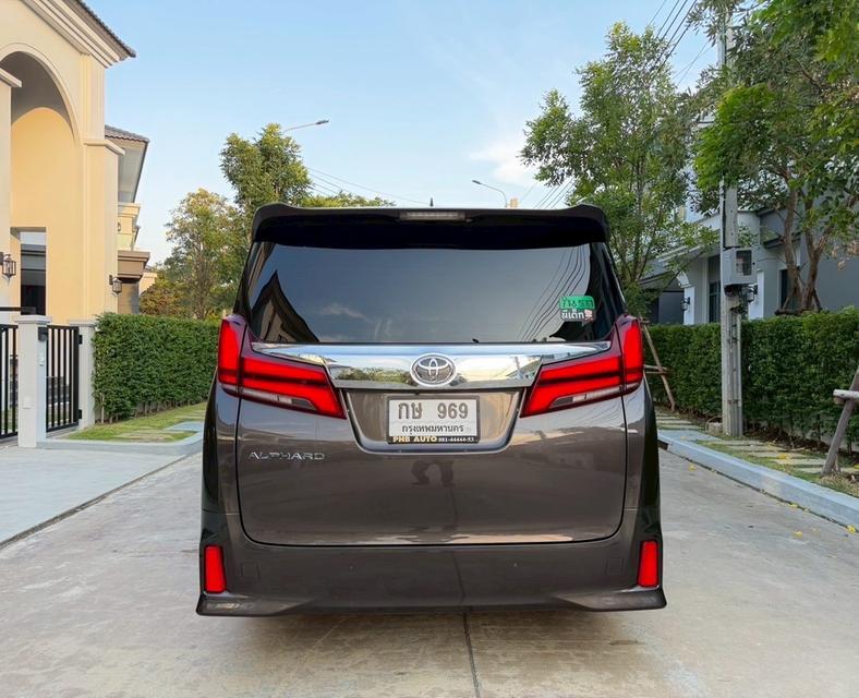 TOYOTA ALPHARD 2.5 SC package 2022มือเดียวป้ายแดง น็อตไม่เคยขยับซักตัว ประวัติศูนย์ (ไม่รวมทะเบียน) รูปที่ 5