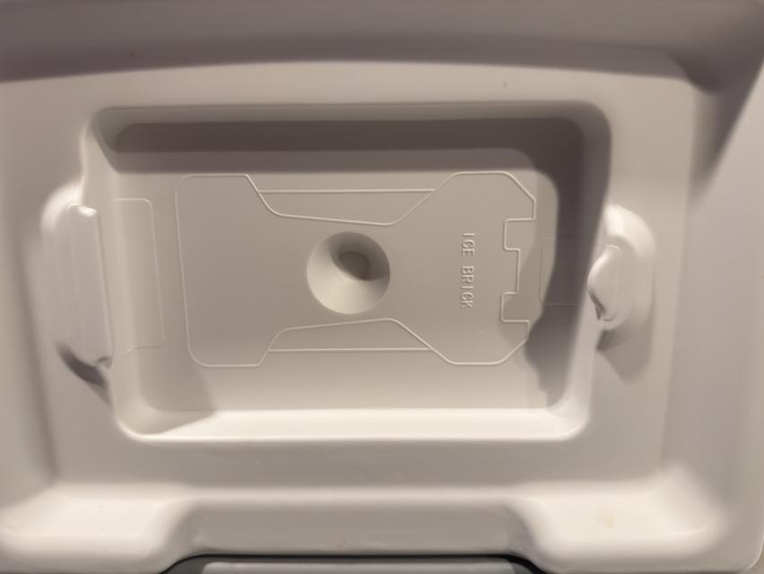 กระติกน้ำเก็บความเย็น ICE-TRIP ขนาด 8 ลิตร 6