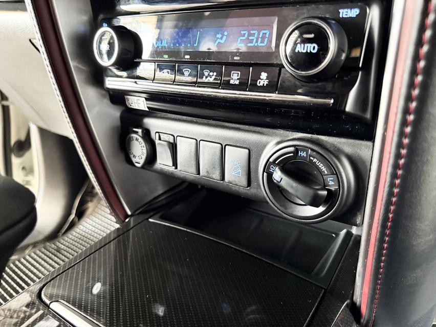 Toyota Fortuner 2.8 TRD Sportivo (ปี 2019) SUV AT - 4WD 6