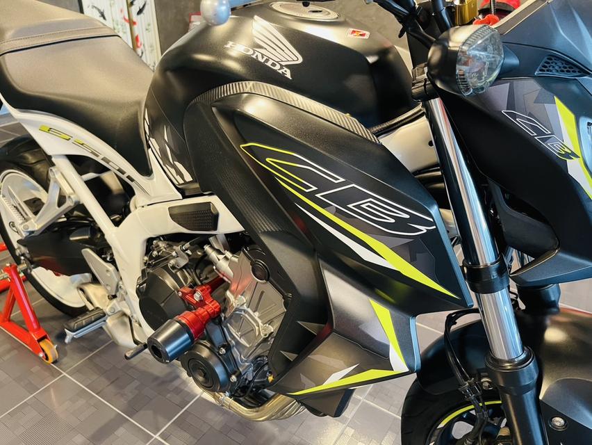 CB650F/2016 11