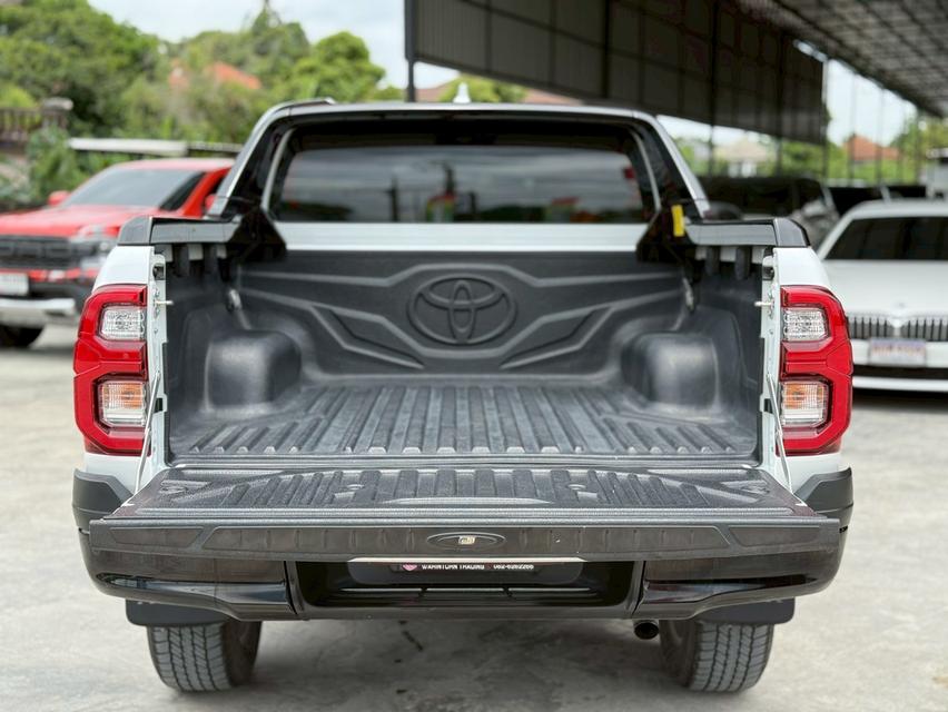 TOYOTA HILUX REVO 2.8 GR SPORT 4WD 2023  17