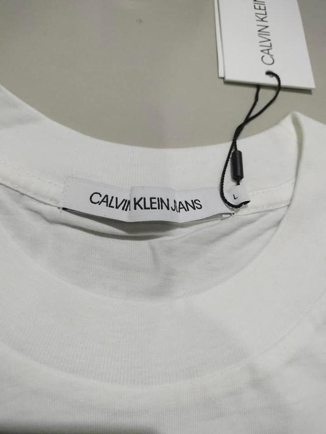 [ขาย] เสื้อยืด Calvin Klein 🌈 2