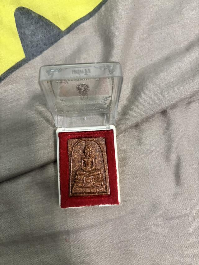 พระผงกระเบื้องหลังคาโบสถ์ หลวงพ่อโสธร ปี38 (ล) รายละเอียด พระผงกระเบื้องหลังคาโบสถ์ หลวงพ่อโสธร ปี38 (ล) (20019) พิมพ์เล็ก วัดโสธรวราวรวิหาร แปดริ้ว ร รูปย่อยที่ 2