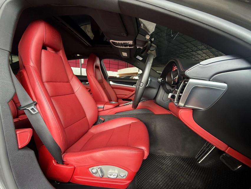 Porsche Panamera 3.0 Hybrid ปี 2016 รูปที่ 9