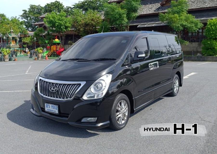 Hyundai รถครอบครัว 11 ที่นั่ง บริการจัดไฟแนนท์ถึงที่ 