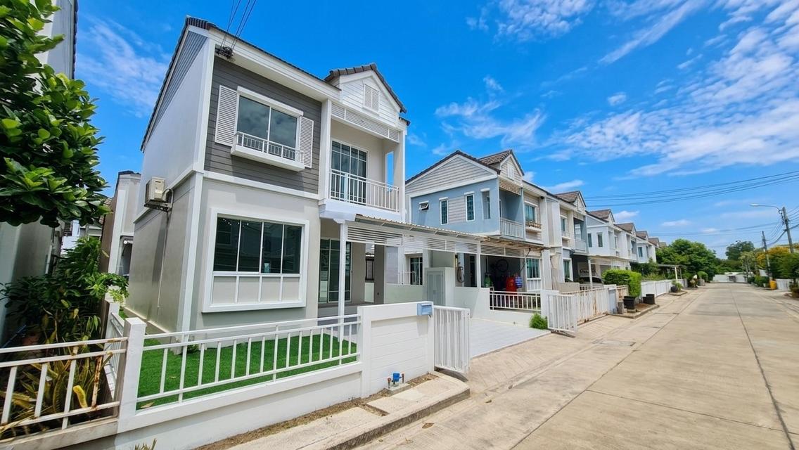 The Village แจ้งวัฒนะ-ติวานนท์ บ้านแฝดอารมณ์บ้านเดี่ยว 4