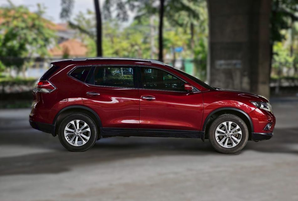 Nissan X-Trail 2.0 V 4WD ปี 2015  4