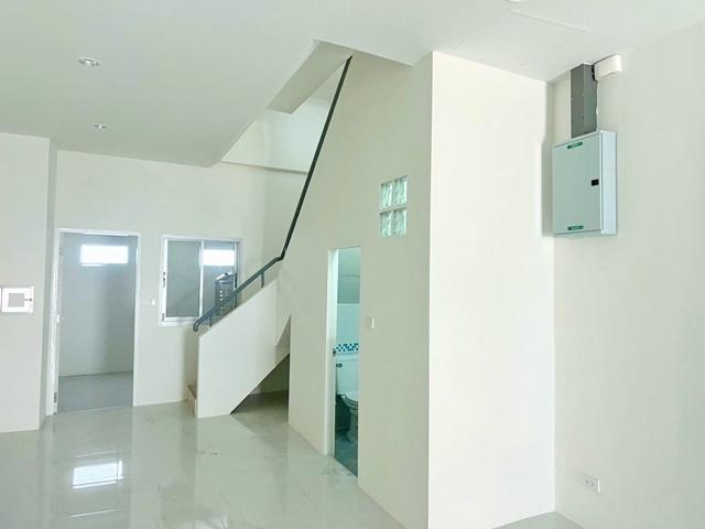 อาคารพาณิชย์ 4 ชั้น 4 นอน 3 น้ำ 37 ตร.วา. 590 ตร.ม. 3 คูหา หอการค้า MRTห้วยขวาง 1.2 กม. อินทามาระ20-28 ตลาดสดห้วยขวาง รูปย่อยที่ 4