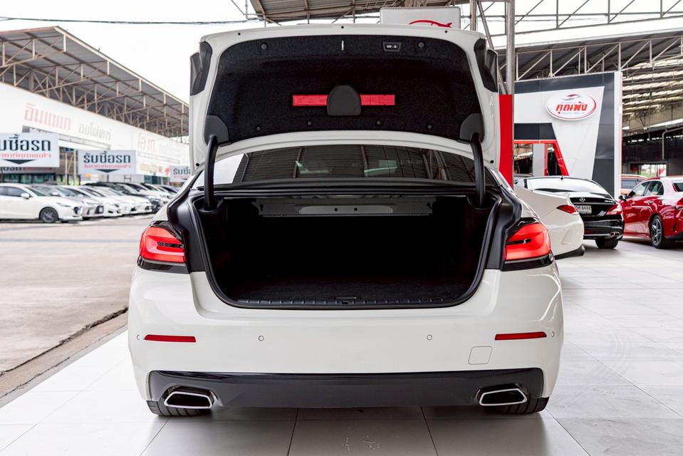 รหัสรถ NP8935 BMW 530e Elite Lciปีรถ : 2021 รูปที่ 7