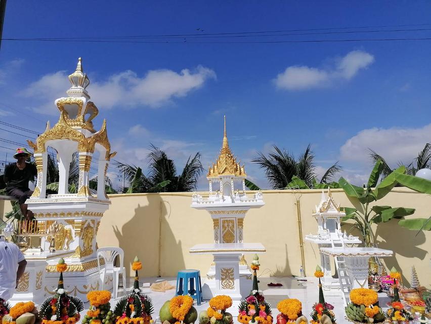 **โรงงานผลิตศาลมาเอง** รับผลิต-จำหน่าย ศาลพระภูมิ Spirit House ศาลโมเดิร์น ศาลเจ้าที่ ตา-ยาย พระพรหมติดกระจก เจดีย์ โต๊ะหินอ่อน รับซ่อมศาล บูรณะศาล 8