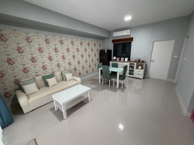 ให้เช่าทาวน์เฮาส์2ชั้น18ตร.ว3นอน2น้ำแอร์ฯเฟอร์ครบ ตกแต่งสวย จอดรถ2คันเช่า 23,000บาท/เดือน 2