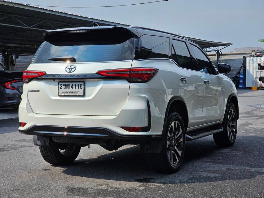 TOYOTA FORTUNER Legender 2.4V  2WD AUTO ปี2021 5