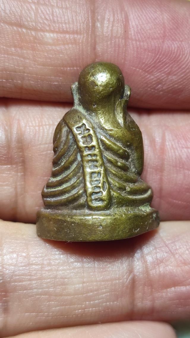 พระเก่า เนื้อหาจัดจ้าน พระบ้าน หลวงพ่อเงิน ปี 15 วัดท่าบัวทอง รูปที่ 4