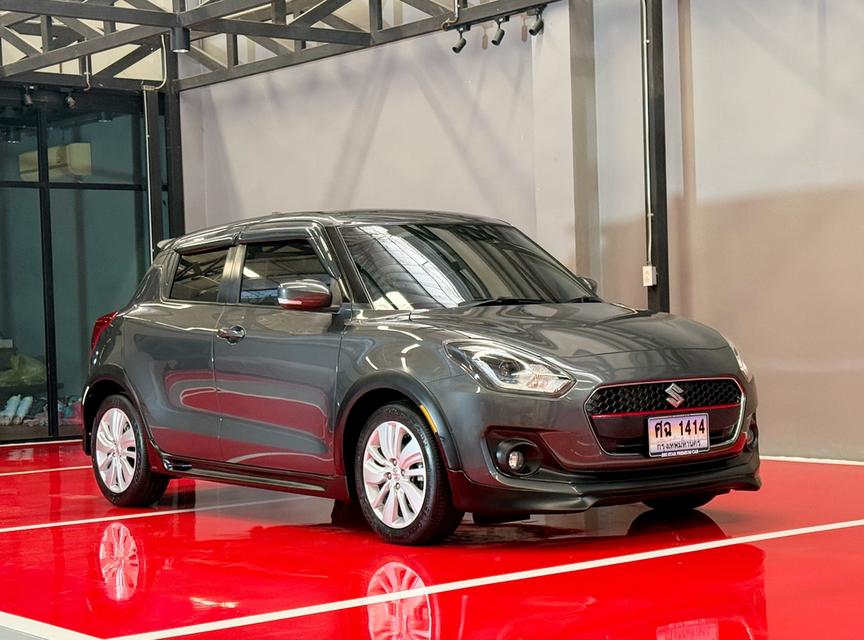 2020 SUZUKI SWIFT GLX รุ่น TOP สุด รถมือเดียวออกป้ายแดง รถวิ่งน้อยเพียง 50,000 กม ประวัติ SERVICE ครบ รถไม่เคยมีอุบัติเหตุครับ