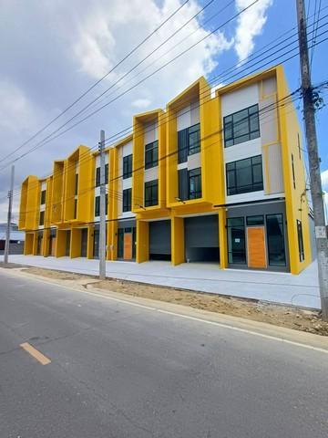 ให้เช่าโกดังสร้างใหม่ 450 ตร.ม. พร้อมออฟฟิศ หลังมุม ถนนบางใหญ่ ซอยกัตนา นนทบุรี 1