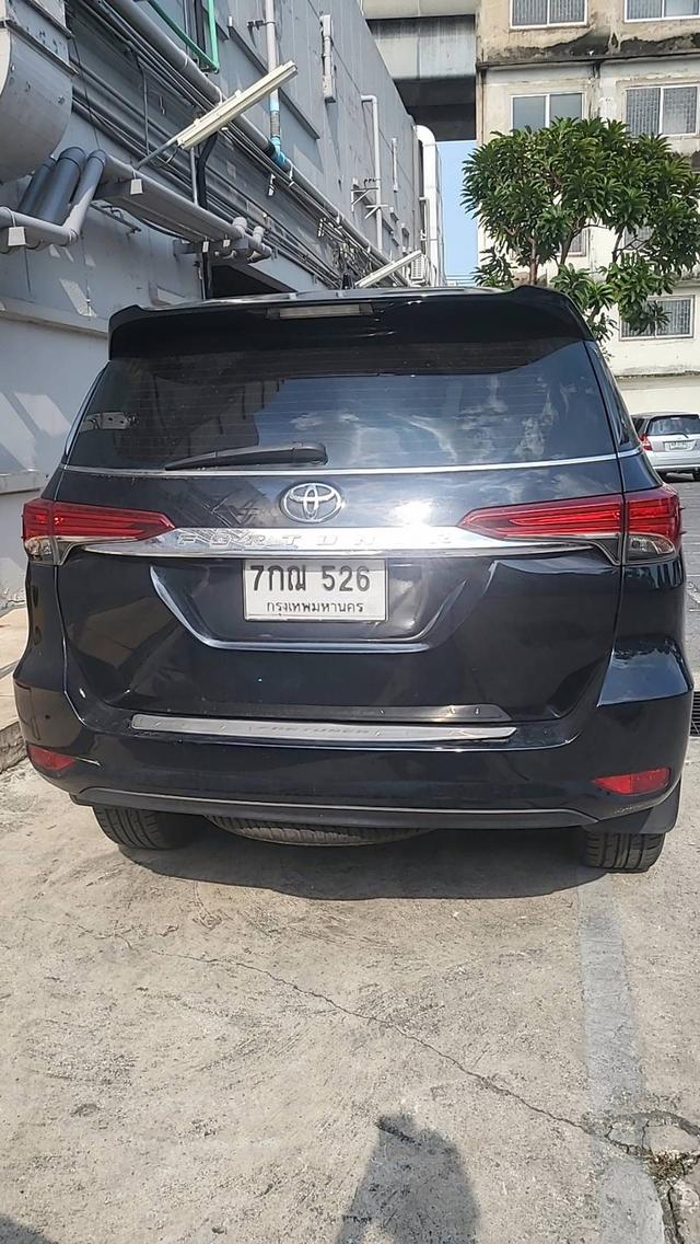 TOYOTA fortuner สีดำ 2018 สภาพดี รถมือเดียว รถบ้าน พร้อมขาย ดูรถได้ทุกวัน ราคาดี คุยกันได้