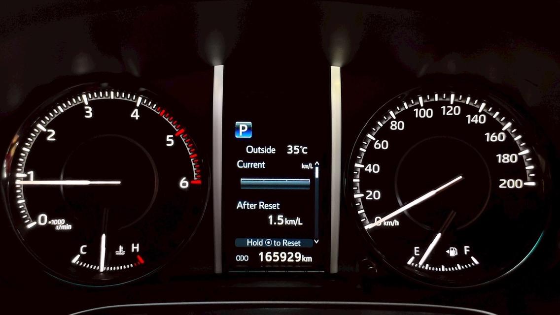 TOYOTA Fortuner 2.8 LEGENDER 4WD 6A/T ปี 2020 จด 2022 รูปที่ 13