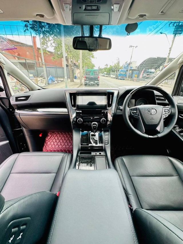 Toyota Alphard 2.5 Hybrid E-Four 4WD ปี 2016 ไมล์ 100,000 km. 4