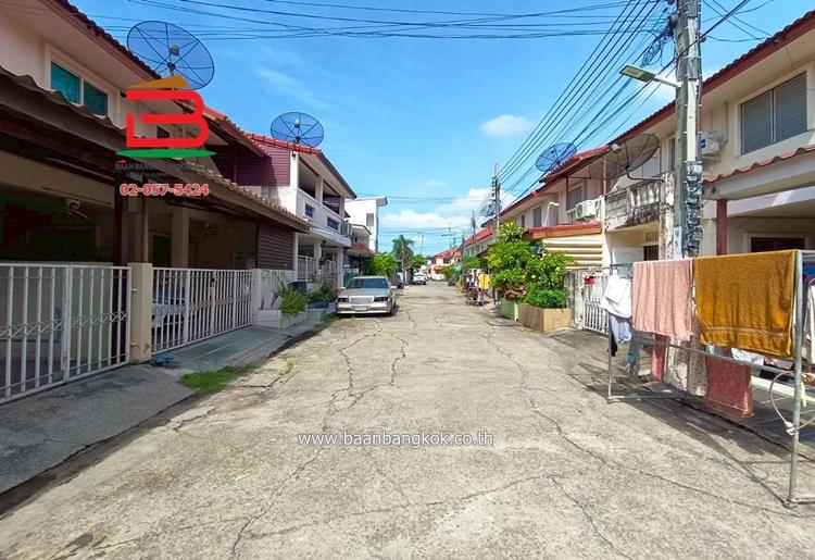 บ้านแฝด หมู่บ้าน สมชายพัฒนา ถนนบางกรวย-ไทรน้อย 13 เนื้อที่ 22.7 ตรว. บางกรวย นนทบุรี 6