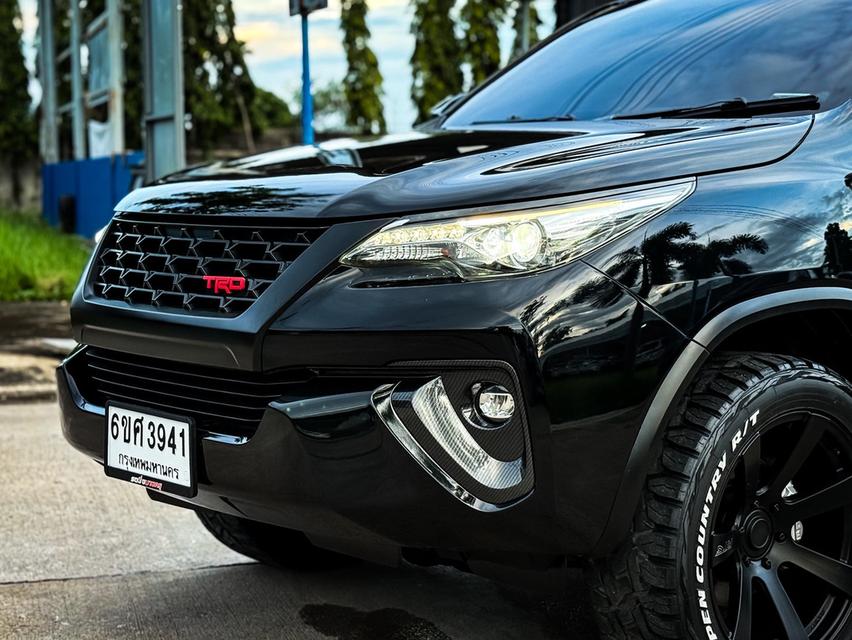 Toyota Fortuner 2.4V ปี18 14