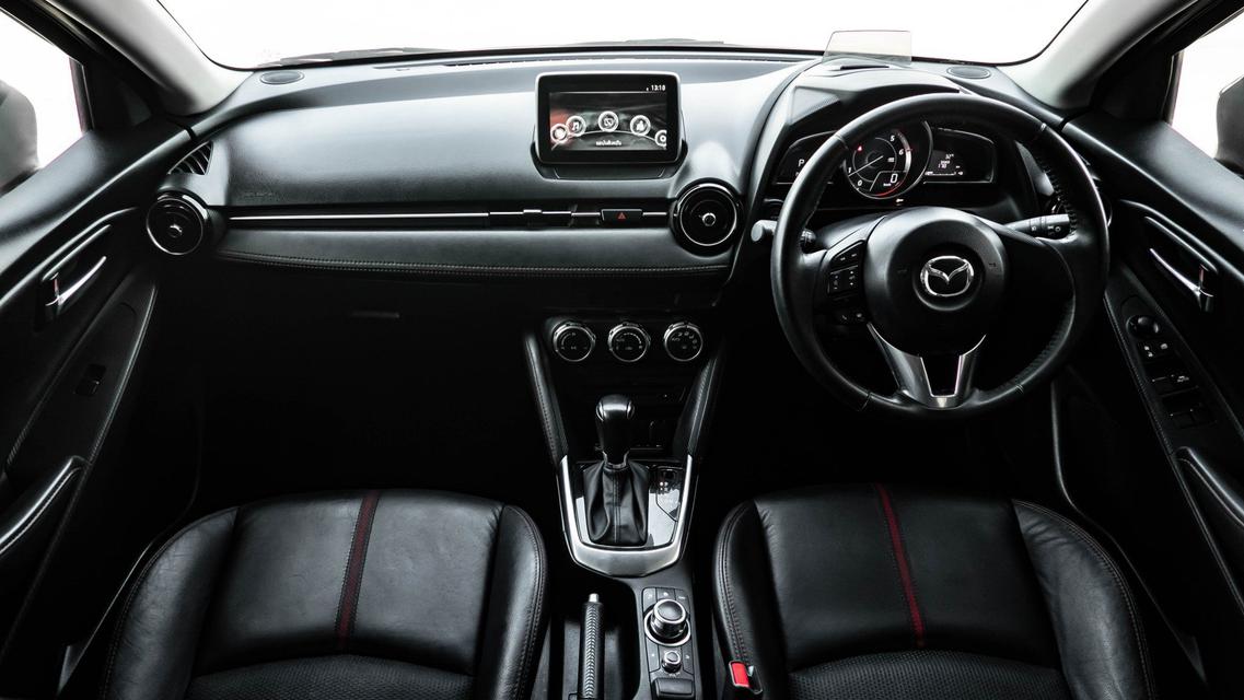 รูป Mazda 2 Skyactive 1.5 AT 5D Diesel ปี 2015 สีดำ 5