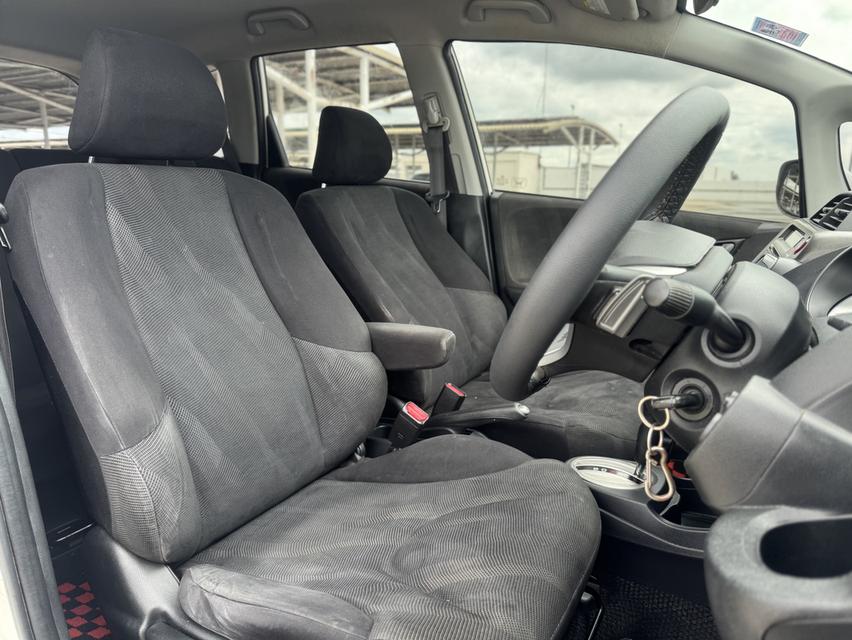 HONDA JAZZ GE AUTO TOP SV IVTEC 17