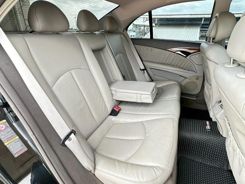 Mercedes-Benz E220 CDi ดีเซลหน้าธนูแท้ LCI รุ่นท็อป Avantgarde (W211) 2.2L ชุดแต่ง Look E63 AMG 15