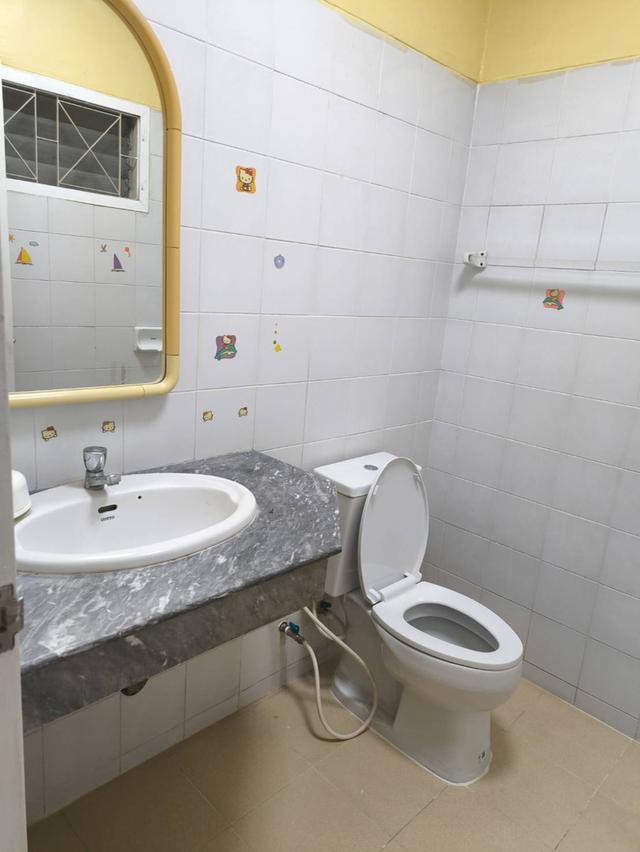 ขาย/เช่าทาวน์เฮ้าส์ 2 ชั้น หน้ากว้าง 5 เมตร ย่านรังสิต 9