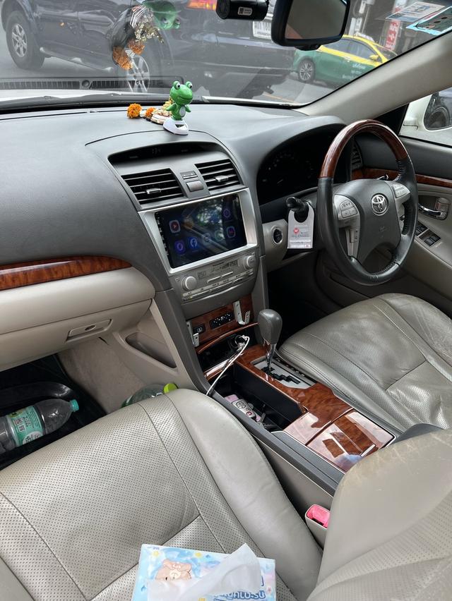 รถยนต์โตโยต้าแคมรี่ไฮบริดปี2010สีขาว รูปที่ 7