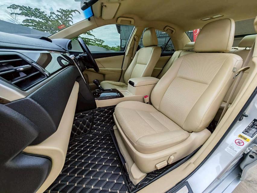 2017 TOYOTA CAMRY 2.0G 9