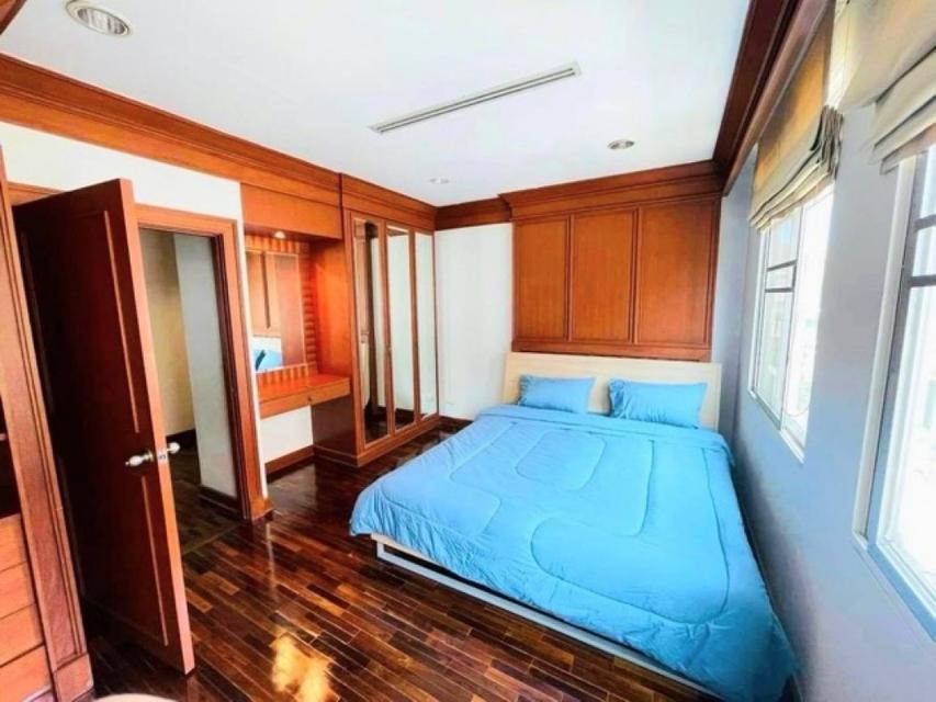 ให้เช่าทาวน์โฮม 4 ชั้น บ้านกลางกรุงทองหล่อ fully furnished ซอยทองหล่อ14 ตรงข้าม J-Avenue 6