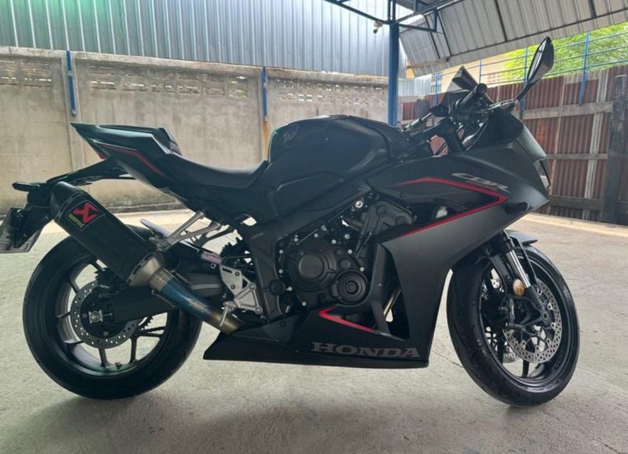 Honda รุ่น CBR650 ปี 2023 3