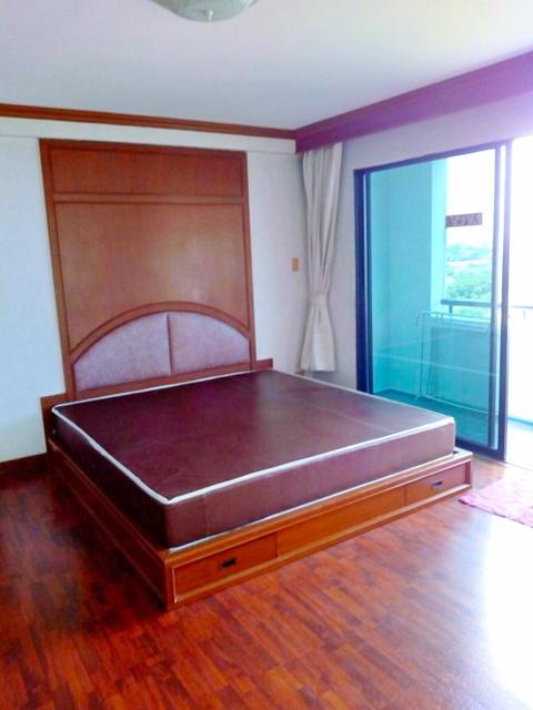ศรีนครินทร์ 68ตร.ม ARLหัวหมาก1กม.ให้เช่าคอนโด รีเจนท์ .แม็กซ์แวลู พัฒนาการ 600ม. 1-2นอน ห้องมุม 1น้ำ ชั้น8 ตึกB เฟอร์ เค 3