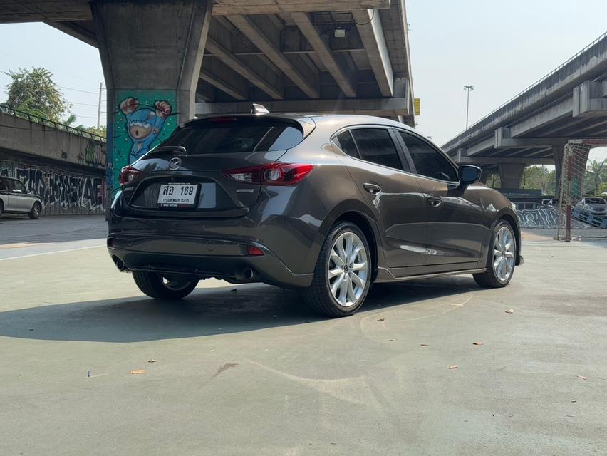 ขายรถ mazda3 2.0S Sport ปี 2015 สีน้ำตาล เกียร์ออโต้ 4