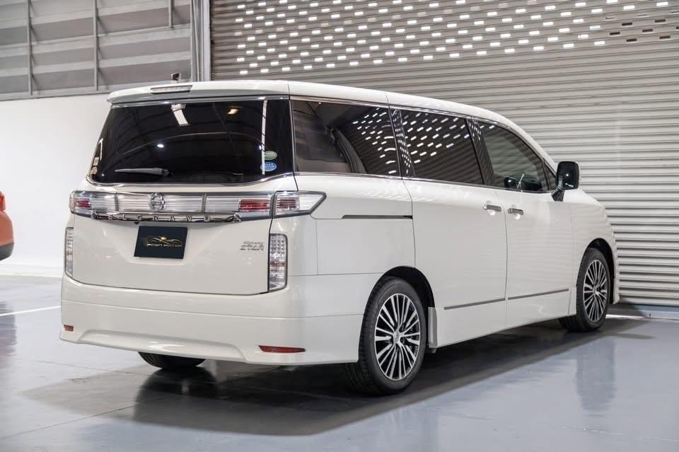 ขายรถ Nissan Elgrand Highway Star Premium ปี 2016 2